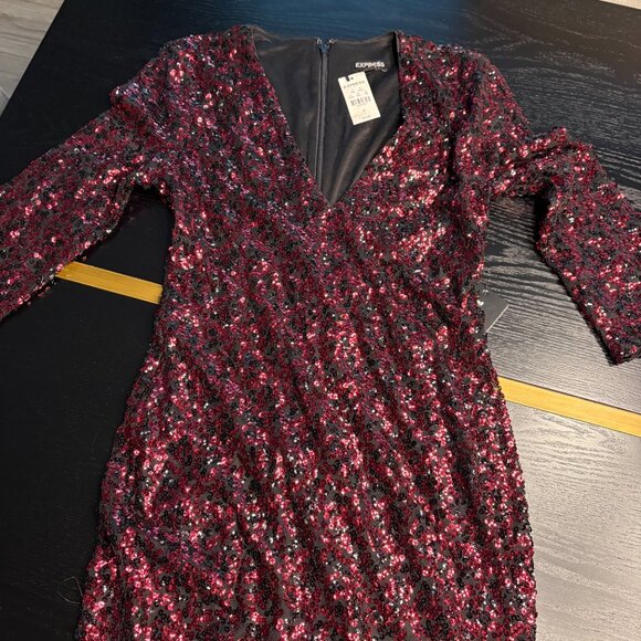 Express Bodycon Sequin Dress Fully Lined Red/Black Size 2 NWT - Picture 3 of 8